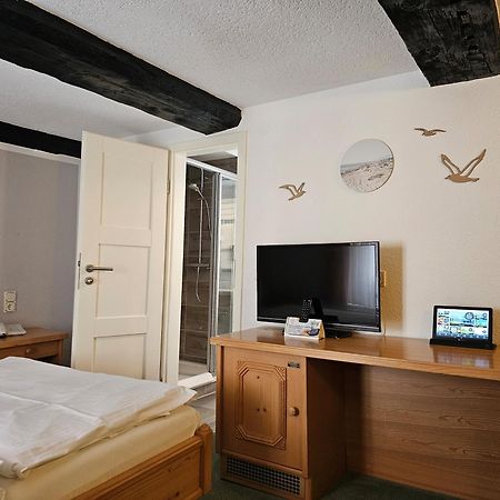 Hotel Am Markt & Brauhaus Stadtkrug Ueckermunde Bagian luar foto