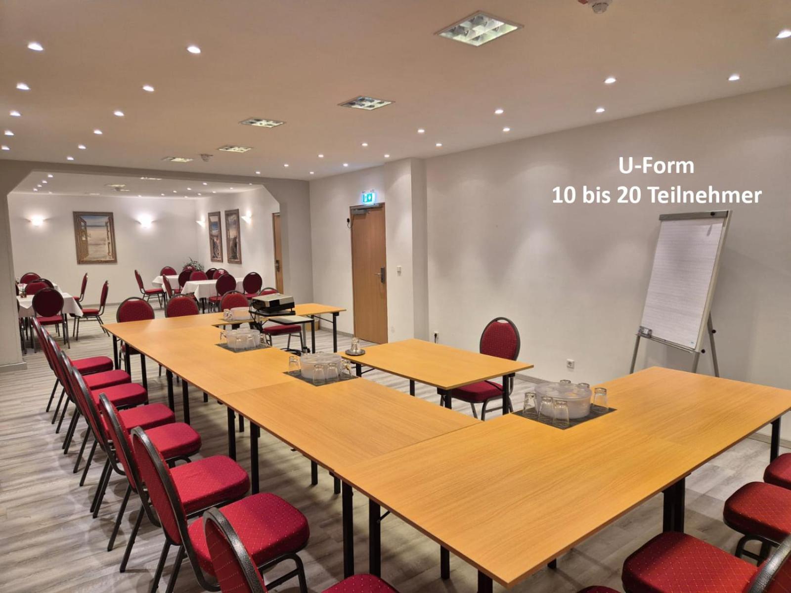 Hotel Am Markt & Brauhaus Stadtkrug Ueckermunde Bagian luar foto