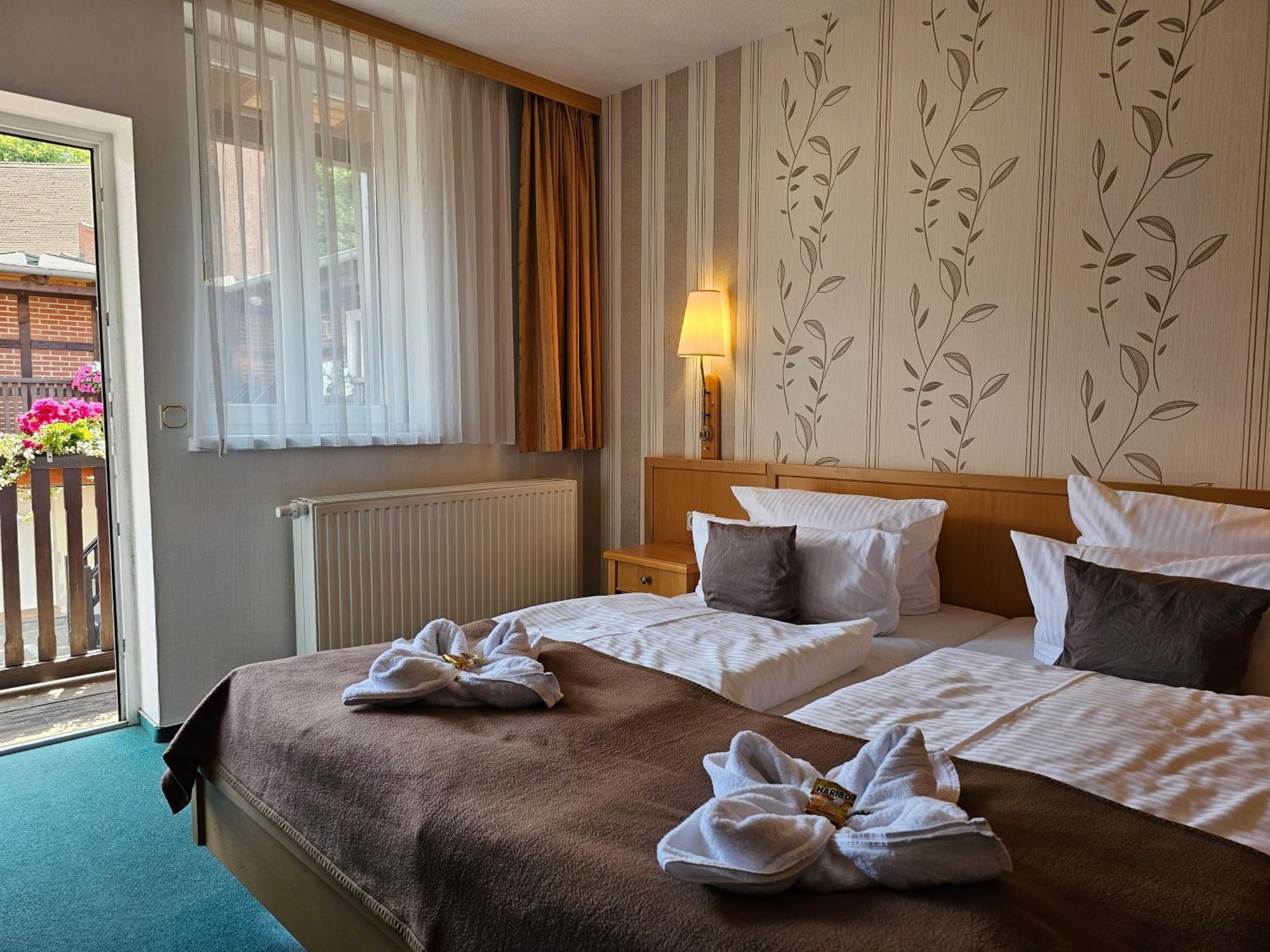 Hotel Am Markt & Brauhaus Stadtkrug Ueckermunde Bagian luar foto