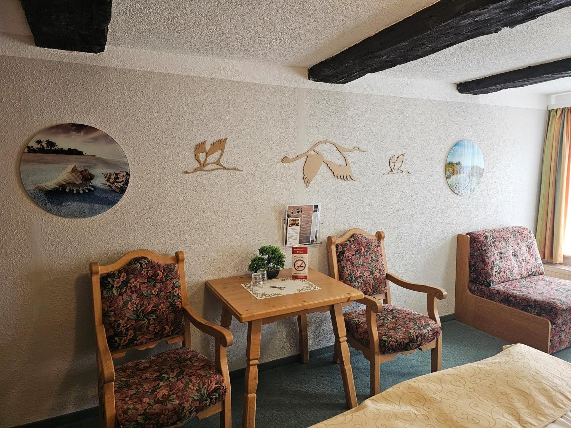 Hotel Am Markt & Brauhaus Stadtkrug Ueckermunde Bagian luar foto