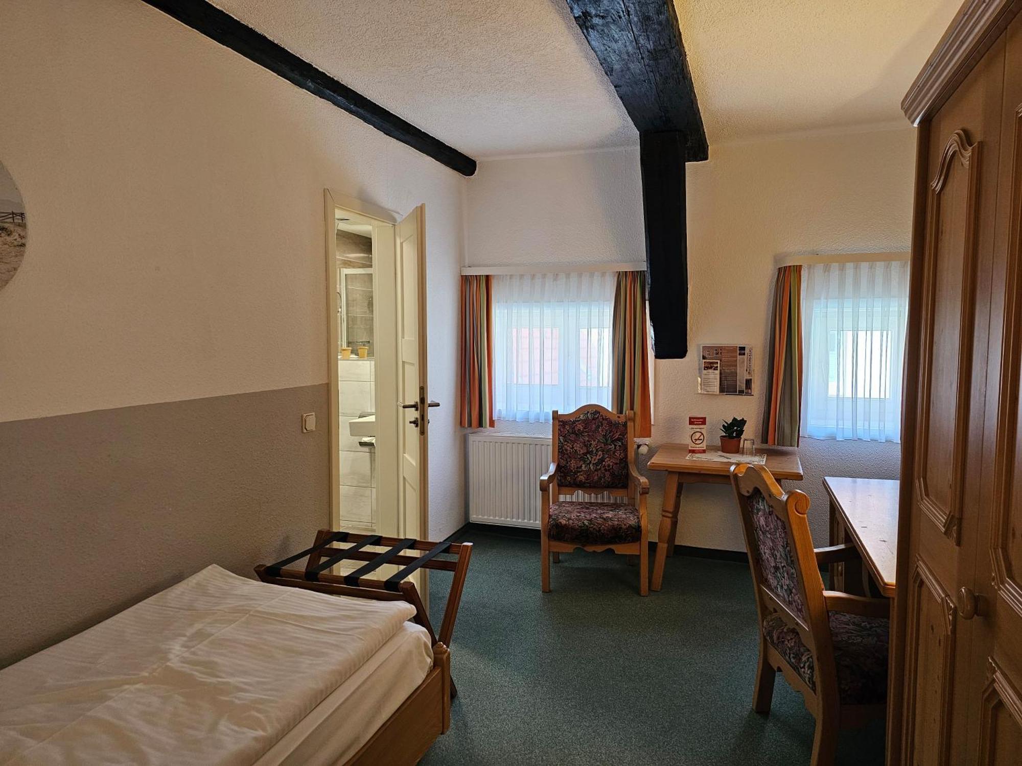 Hotel Am Markt & Brauhaus Stadtkrug Ueckermunde Bagian luar foto