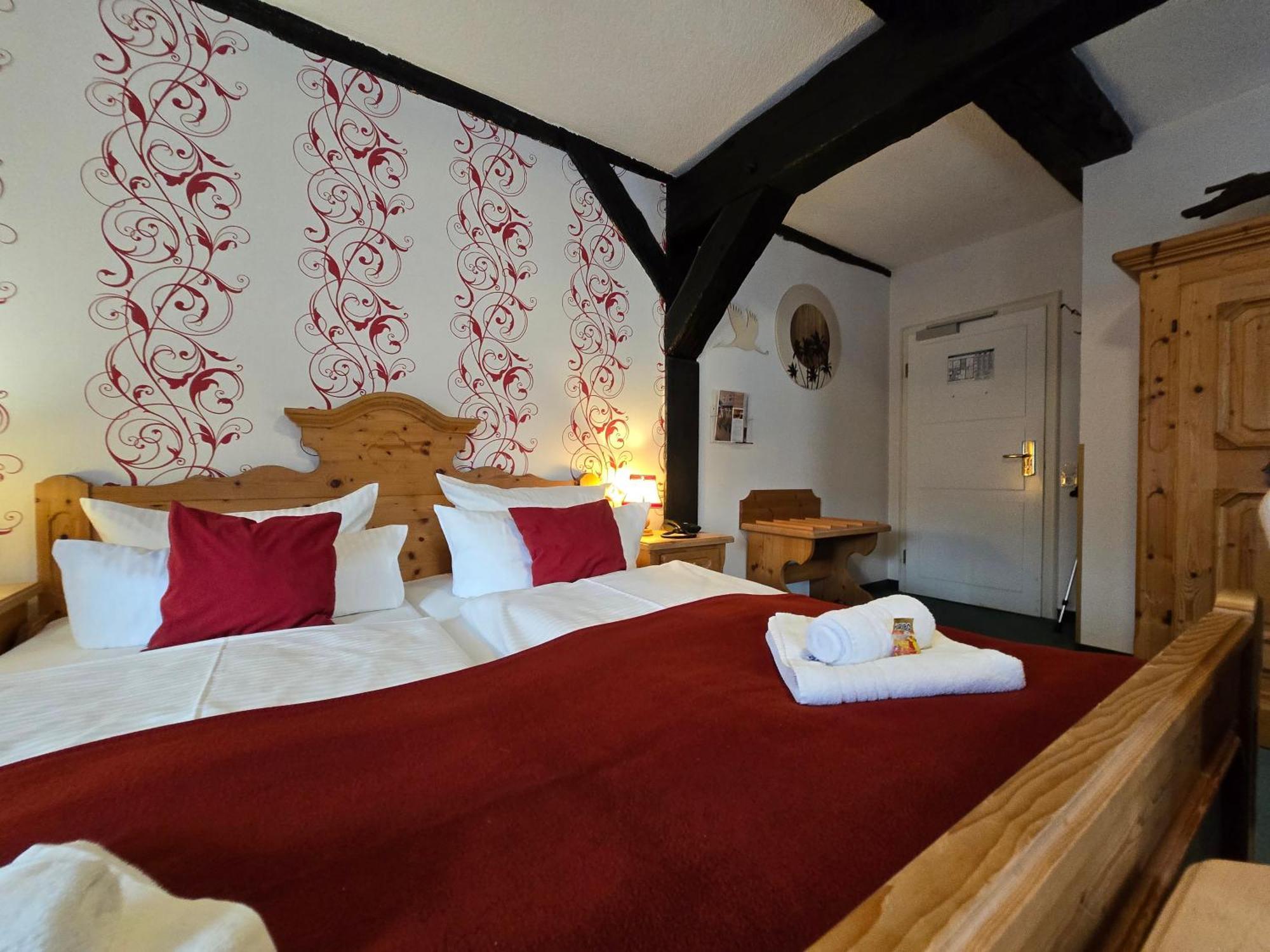 Hotel Am Markt & Brauhaus Stadtkrug Ueckermunde Bagian luar foto